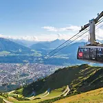 Riesiges Zentrales Mit Parkplatz * Innsbruck