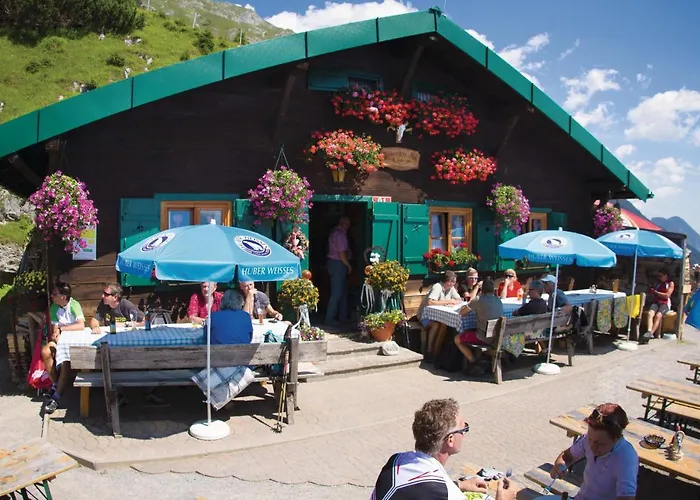 Riesiges Zentrales Mit Parkplatz Appartement