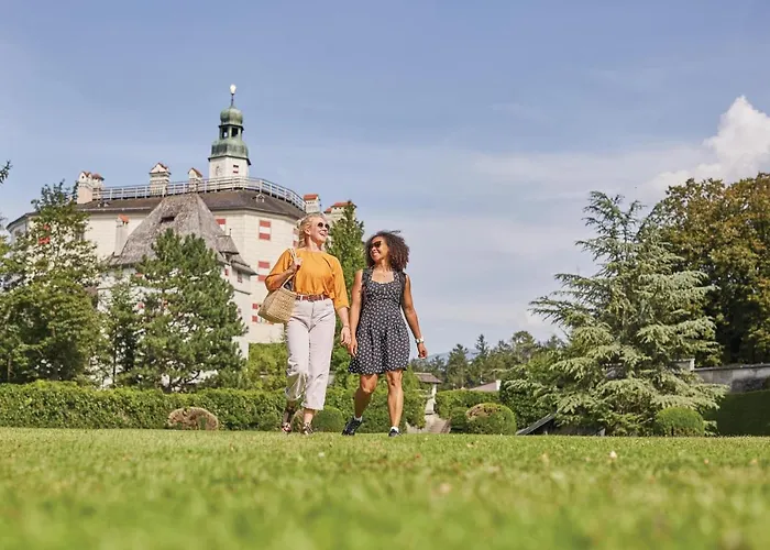 Riesiges Zentrales Mit Parkplatz Appartement *