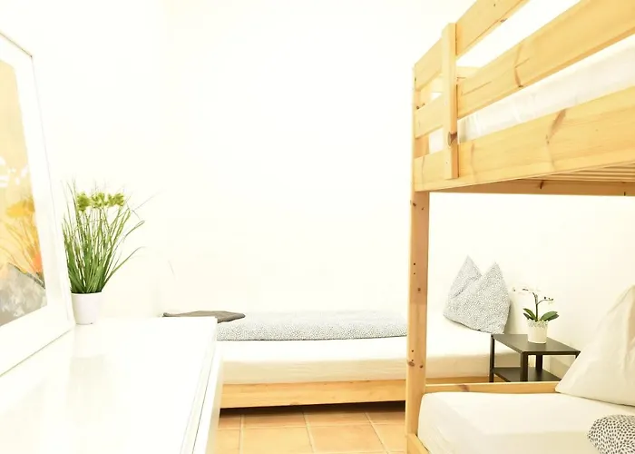 Riesiges Zentrales Mit Parkplatz Appartement