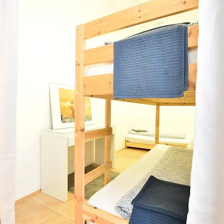 Riesiges Zentrales Mit Parkplatz Appartement *